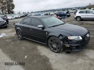2008 Audi RS 4 z VIN WUADU78EX8N901506, wystawiony jako Copart lot #74326234 z przebiegiem 31 816 mil mil oraz Szkody całkowita. Historia ofert i sprzedaży dostępna na DreamBid. Obrazek 4.