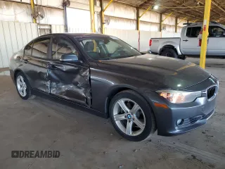 2013 BMW 3 Series 328i z VIN WBA3C1C56DF443903, wystawiony jako Copart lot #55061245 z przebiegiem Nie podano mil oraz Szkoda całkowita • Salvage title. Historia ofert i sprzedaży dostępna na DreamBid. Obrazek 4.