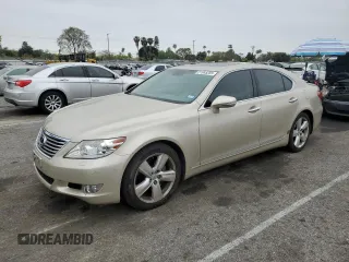 2011 Lexus LS 460 z VIN JTHBL5EF3B5104786, wystawiony jako Copart lot #51985255 z przebiegiem 50 005 mil mil oraz Szkoda całkowita • Salvage title. Historia ofert i sprzedaży dostępna na DreamBid. Obrazek 1.