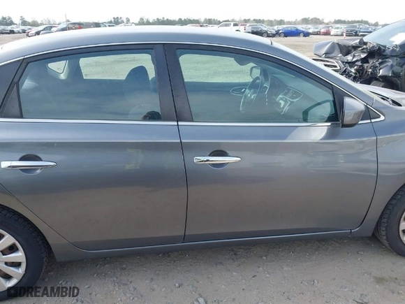 2017 Nissan Sentra SV with VIN 3N1AB7AP3HL710367, listed as a IAAI auction lot 41844066 with 140,972 mi miles. Bid and sale history available at carsss.com. Image 13.
