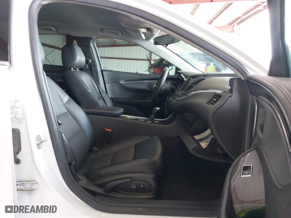 2016 Chevrolet Impala LT with VIN 2G1115S37G9130176, listed as a IAAI auction lot 42013570 with 98,702 mi miles. Bid and sale history available at carsss.com. Image 5.