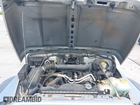 2005 Jeep Wrangler X with VIN 1J4FA39S75P321815, listed as a IAAI auction lot 42736150 with 141,914 mi miles and . Bid and sale history available at DreamBid. Image 10.