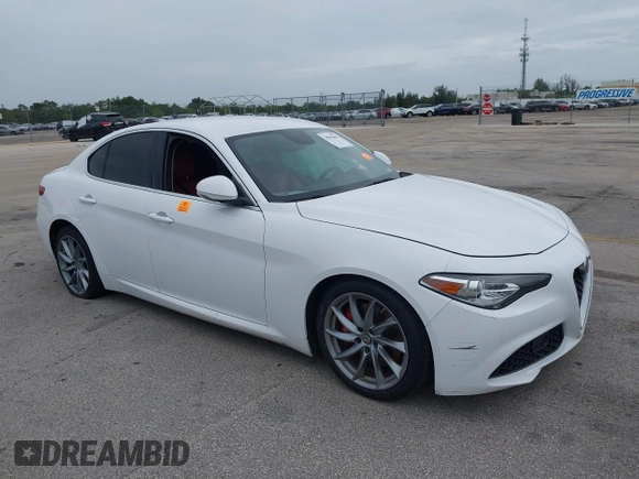 2019 Alfa Romeo Giulia z VIN ZARFAMAN2K7598133, wystawiony jako IAAI lot #39854467 z przebiegiem 126 766 mil mil oraz . Historia ofert i sprzedaży dostępna na DreamBid. Obrazek 1.