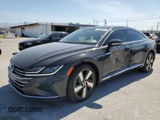 2021 Volkswagen Arteon SE с VIN WVWAR7AN5ME008343, выставлен на аукционе Copart как лот 47946943 с пробегом 25 028 миль миль и . История ставок и продаж доступна на DreamBid. Изображение 1.