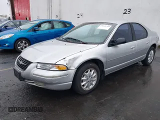 1999 Chrysler Cirrus LXi z VIN 1C3EJ56H2XN694821, wystawiony jako IAAI lot #38440710 z przebiegiem 103 787 mil mil oraz . Historia ofert i sprzedaży dostępna na DreamBid. Obrazek 6.