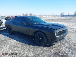 2015 Dodge Challenger R/T with VIN 2C3CDZAT7FH740541, listed as a IAAI auction lot 41239519 with 110,387 mi miles. Bid and sale history available at carsss.com. Image 1.