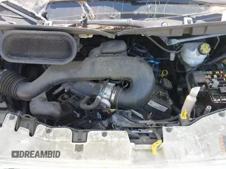 2018 Ford Transit z VIN 1FDYR2CM5JKA14321, wystawiony jako IAAI lot #42231277 z przebiegiem Nie podano mil oraz . Historia ofert i sprzedaży dostępna na DreamBid. Obrazek 9.