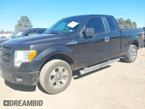 2014 Ford F-150 XL with VIN 1FTEX1CM1EKG04187, listed as a IAAI auction lot 41353752 with 174,111 mi miles and . Bid and sale history available at DreamBid. Image 17.