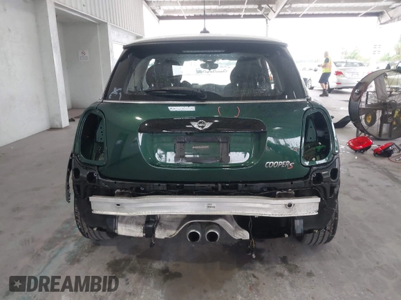 2018 MINI Hardtop Cooper S with VIN WMWXP7C54J2A49329, listed as a IAAI auction lot 42241556 with 45,784 mi miles and . Bid and sale history available at DreamBid. Image 17.