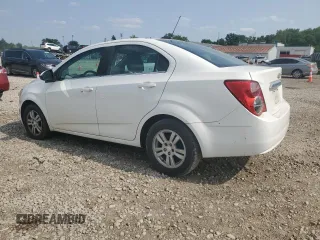 2015 Chevrolet Sonic LT z VIN 1G1JC5SH8F4120862, wystawiony jako Copart lot #60685265 z przebiegiem 163 346 mil mil oraz Czysty tytuł • Clean title. Historia ofert i sprzedaży dostępna na DreamBid. Obrazek 2.