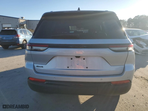 2023 Jeep Grand Cherokee Altitude with VIN 1C4RJHAG6PC642553, listed as a Copart auction lot 42200265 with 12,634 mi miles and Salvage Title. Bid and sale history available at carsss.com. Image 6.