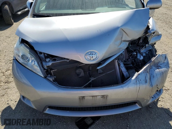 2016 Toyota Sienna LE AAS with VIN 5TDKK3DC0GS705672, listed as a Copart auction lot 56246715 with 65,917 mi miles and Salvage title. Bid and sale history available at DreamBid. Image 12.