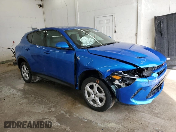 2024 Dodge Hornet GT with VIN ZACNDFANXR3A31231, listed as a Copart auction lot 47379665 with 27,474 mi miles and Clean Title. Bid and sale history available at DreamBid. Image 4.