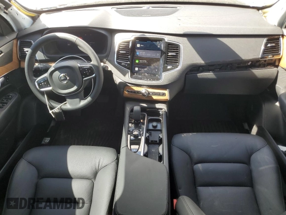 2024 Volvo XC90 Plus with VIN YV4H60LE0R1176317, listed as a Copart auction lot 68384344 with 5,788 mi miles and Salvage Title. Bid and sale history available at DreamBid. Image 8.