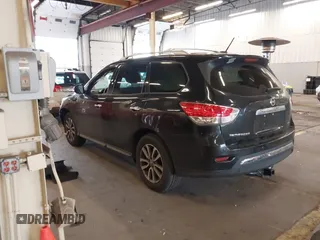 2016 Nissan Pathfinder S with VIN 5N1AR2MNXGC630771, listed as a IAAI auction lot 40825523 with 106,051 mi miles and . Bid and sale history available at DreamBid. Image 3.
