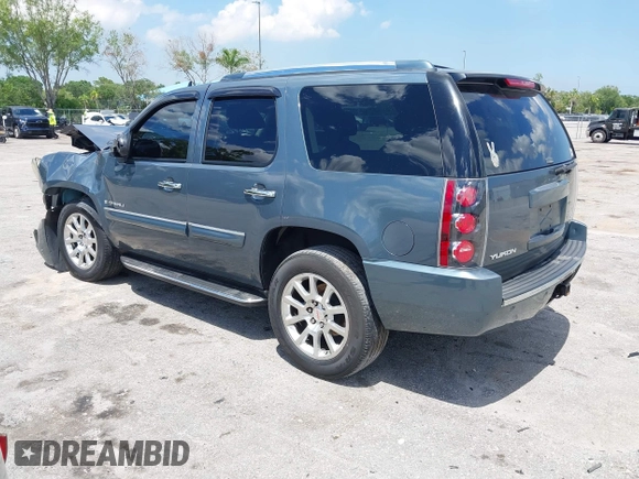2008 GMC Yukon Denali with VIN 1GKFK638X8J182289, listed as a IAAI auction lot 42238305 with 163,948 mi miles and . Bid and sale history available at DreamBid. Image 3.