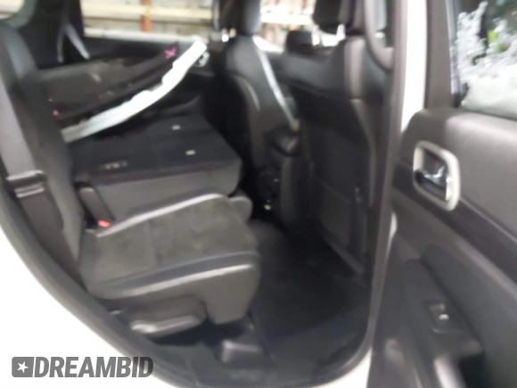 2020 Jeep Grand Cherokee Altitude with VIN 1C4RJFAG2LC209665, listed as a IAAI auction lot 41323712 with 66,194 mi miles. Bid and sale history available at carsss.com. Image 8.