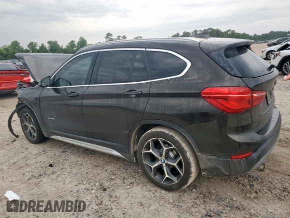 2017 BMW X1 xDrive28i z VIN WBXHT3C35H5F71683, wystawiony jako Copart lot #57761785 z przebiegiem 78 220 mil mil oraz Czysty tytuł • Clean title. Historia ofert i sprzedaży dostępna na DreamBid. Obrazek 2.