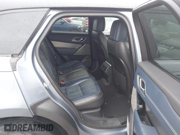 2018 Land Rover Range Rover Velar R-Dynamic HSE with VIN SALYM2RX8JA720671, listed as a IAAI auction lot 41556928 with 1 mi miles. Bid and sale history available at carsss.com. Image 8.