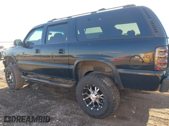 2001 Chevrolet Suburban LS with VIN 3GNEC16T61G284128, listed as a IAAI auction lot 41102555 with 198,323 mi miles. Bid and sale history available at carsss.com. Image 14.