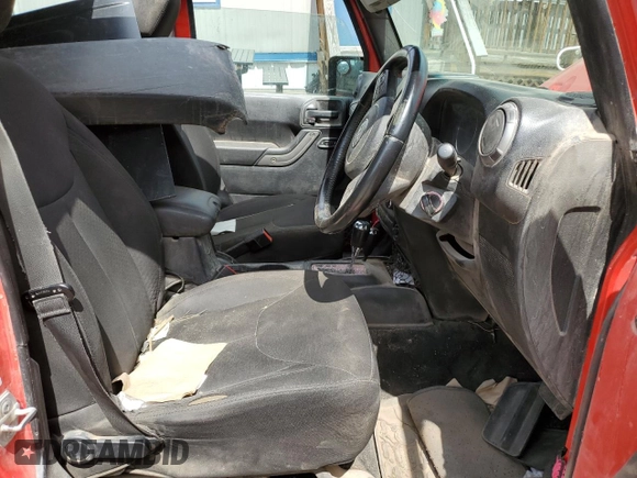 2016 Jeep Wrangler Unlimited Sport RHD с VIN 1C4BJWKG3GL157226, выставлен на аукционе Copart как лот 55209295 с пробегом Не указан миль и Списание • Salvage title. История ставок и продаж доступна на DreamBid. Изображение 7.