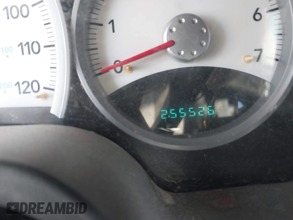 2006 Dodge Dakota SLT with VIN 1D7HE48NX6S596684, listed as a IAAI auction lot 41992956 with 255,526 mi miles and . Bid and sale history available at carsss.com. Image 7.