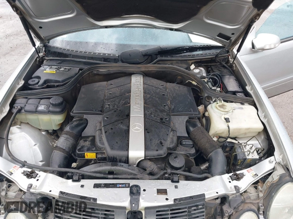2001 Mercedes-Benz CLK with VIN WDBLK70G41T081841, listed as a IAAI auction lot 42144737 with Not Provided miles and . Bid and sale history available at carsss.com. Image 10.