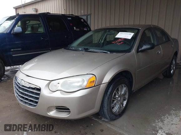 2004 Chrysler Sebring Touring z VIN 1C3EL56R24N301205, wystawiony jako IAAI lot #41255936 z przebiegiem 107 290 mil mil oraz . Historia ofert i sprzedaży dostępna na DreamBid. Obrazek 2.