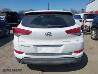 2018 Hyundai Tucson SE with VIN KM8J23A40JU669361, listed as a IAAI auction lot 41633583 with 97,884 mi miles. Bid and sale history available at carsss.com. Image 17.