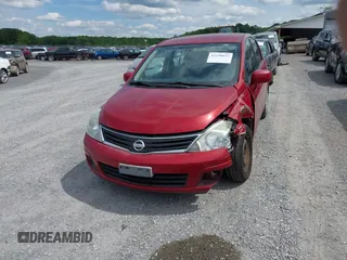 2010 Nissan Versa S с VIN 3N1BC1AP4AL382784, выставлен на аукционе IAAI как лот 42198622 с пробегом 110 169 миль миль и . История ставок и продаж доступна на DreamBid. Изображение 13.