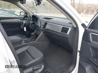 2019 Volkswagen Atlas SE с VIN 1V2LR2CA3KC543118, выставлен на аукционе IAAI как лот 41887298 с пробегом 103 261 миль миль и . История ставок и продаж доступна на DreamBid. Изображение 5.