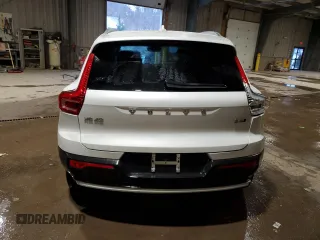 2024 Volvo XC40 Plus Bright Theme с VIN YV4L12UE8R2232520, выставлен на аукционе Copart как лот 42527955 с пробегом 12 975 миль миль и Списание • Salvage title. История ставок и продаж доступна на DreamBid. Изображение 6.