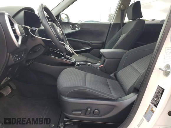 2021 Kia Soul S with VIN KNDJ23AU6M7145722, listed as a Copart auction lot 55242145 with 126,131 mi miles and Clean Title. Bid and sale history available at DreamBid. Image 7.