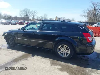 2005 Dodge Magnum RT with VIN 2D4GV58205H610425, listed as a IAAI auction lot 41840499 with 202,786 mi miles. Bid and sale history available at carsss.com. Image 15.