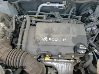 2020 Buick Encore Preferred z VIN KL4CJESB3LB018078, wystawiony jako Copart lot #59620165 z przebiegiem 84 912 mil mil oraz Szkoda całkowita • Salvage title. Historia ofert i sprzedaży dostępna na DreamBid. Obrazek 14.