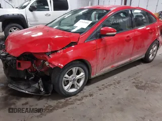 2013 Ford Focus SE z VIN 1FADP3F20DL352710, wystawiony jako IAAI lot #41549408 z przebiegiem 97 460 mil mil oraz . Historia ofert i sprzedaży dostępna na DreamBid. Obrazek 18.