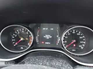 2021 Jeep Compass Latitude с VIN 3C4NJDBB4MT534703, выставлен на аукционе IAAI как лот 41724038 с пробегом 45 467 миль миль и . История ставок и продаж доступна на DreamBid. Изображение 7.