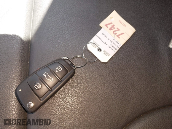 2016 Audi Q3 Premium Plus z VIN WA1EFCFS9GR023727, wystawiony jako IAAI lot #41999918 z przebiegiem 97 781 mil mil oraz . Historia ofert i sprzedaży dostępna na DreamBid. Obrazek 11.