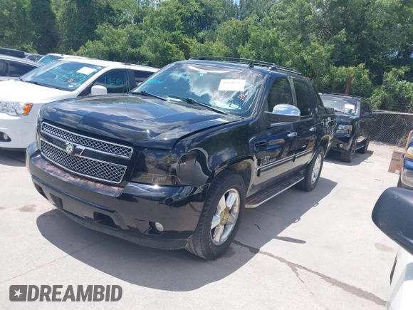 2013 Chevrolet Avalanche LT with VIN 3GNMCFE05DG269088, listed as a IAAI auction lot 42620729 with 177,810 mi miles and . Bid and sale history available at DreamBid. Image 17.