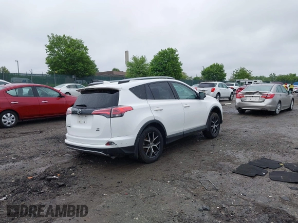 2018 Toyota RAV4 SE с VIN JTMJFREV7JJ748669, выставлен на аукционе IAAI как лот 42201518 с пробегом 111 570 миль миль и . История ставок и продаж доступна на DreamBid. Изображение 4.