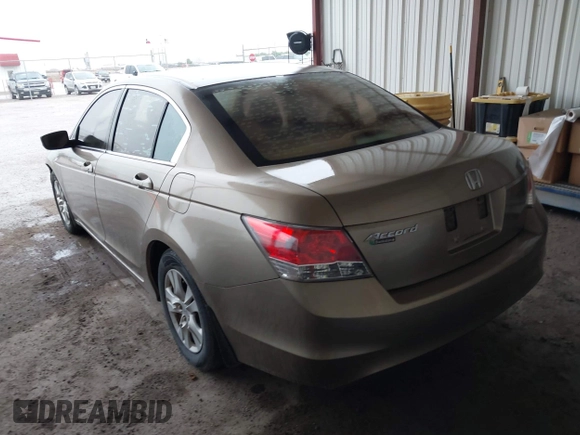 2009 Honda Accord LX-P z VIN 1HGCP26469A179717, wystawiony jako IAAI lot #42038934 z przebiegiem 133 110 mil mil oraz . Historia ofert i sprzedaży dostępna na DreamBid. Obrazek 3.