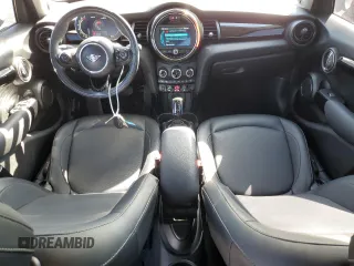2021 MINI Hardtop 4 Door Oxford Edition с VIN WMWXU7C04M2N55158, выставлен на аукционе Copart как лот 79089084 с пробегом 50 102 миль миль и Списание • Salvage title. История ставок и продаж доступна на DreamBid. Изображение 8.