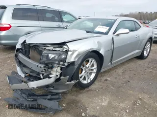2014 Chevrolet Camaro LT z VIN 2G1FB1E31E9300486, wystawiony jako IAAI lot #41475152 z przebiegiem 117 111 mil mil oraz . Historia ofert i sprzedaży dostępna na DreamBid. Obrazek 17.