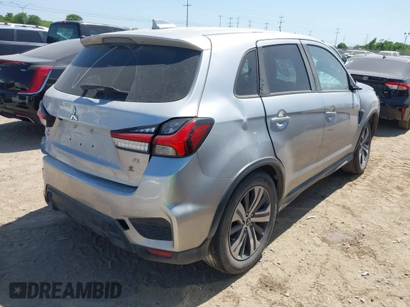 2021 Mitsubishi Outlander SE z VIN JA4APVAU3MU018743, wystawiony jako IAAI lot #42002286 z przebiegiem 97 069 mil mil oraz . Historia ofert i sprzedaży dostępna na DreamBid. Obrazek 4.