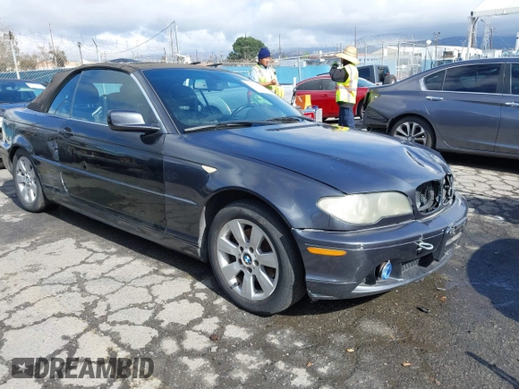 2006 BMW 3 Series 325Ci with VIN WBABW33406PX87925, listed as a IAAI auction lot 41524395 with 176,123 mi miles. Bid and sale history available at carsss.com. Image 1.