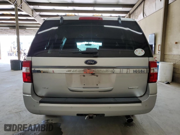 2016 Ford Expedition Max XLT z VIN 1FMJK1HT4GEF45663, wystawiony jako Copart lot #62464095 z przebiegiem 202 272 mil mil oraz Czysty tytuł • Clean title. Historia ofert i sprzedaży dostępna na DreamBid. Obrazek 6.