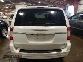 2016 Chrysler Town & Country Limited Platinum with VIN 2C4RC1GG8GR158402, listed as a Copart auction lot 86153634 with 133,730 mi miles and Clean Title. Bid and sale history available at carsss.com. Image 6.