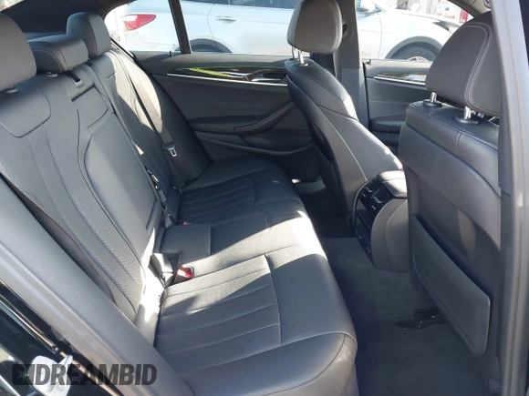 2021 BMW 5 Series 530i с VIN WBA53BH05MWX01307, выставлен на аукционе IAAI как лот 41755966 с пробегом 73 780 миль миль и . История ставок и продаж доступна на DreamBid. Изображение 8.