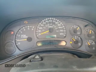 2005 Chevrolet Silverado 1500 Work Truck с VIN 1GCEC14V45Z233374, выставлен на аукционе Copart как лот 73718324 с пробегом 201 140 миль миль и Списание • Salvage title. История ставок и продаж доступна на DreamBid. Изображение 9.