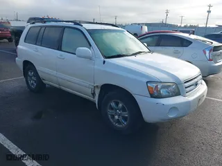 2004 Toyota Highlander with VIN JTEEP21A440052284, listed as a IAAI auction lot 41906643 with 298,931 mi miles. Bid and sale history available at carsss.com. Image 1.